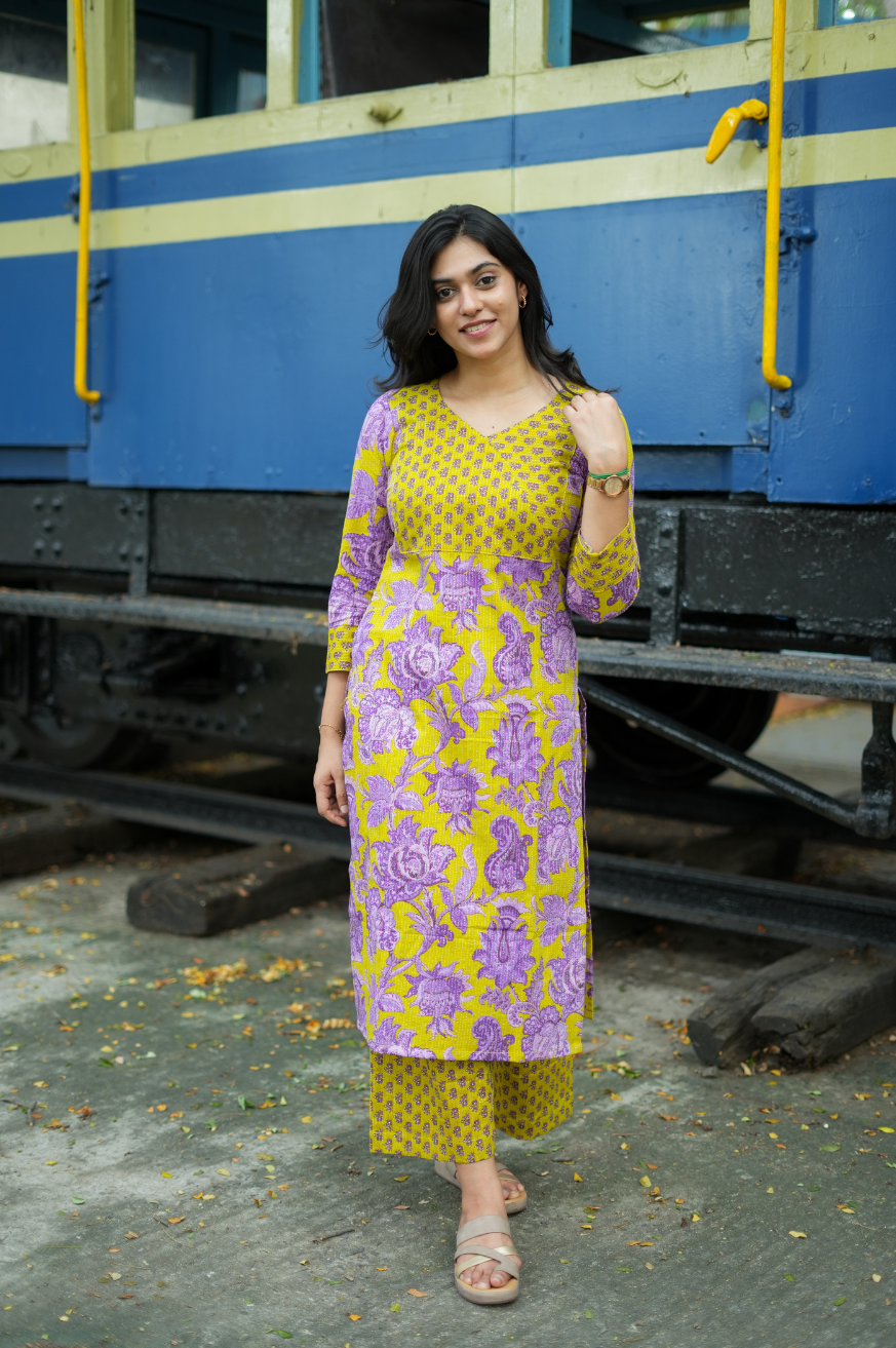 Manjana collection