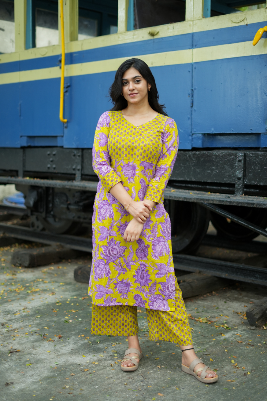 Manjana collection